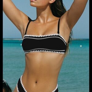 CUPSHE Shell Stitch Multi Way Bandeau Bikini Top